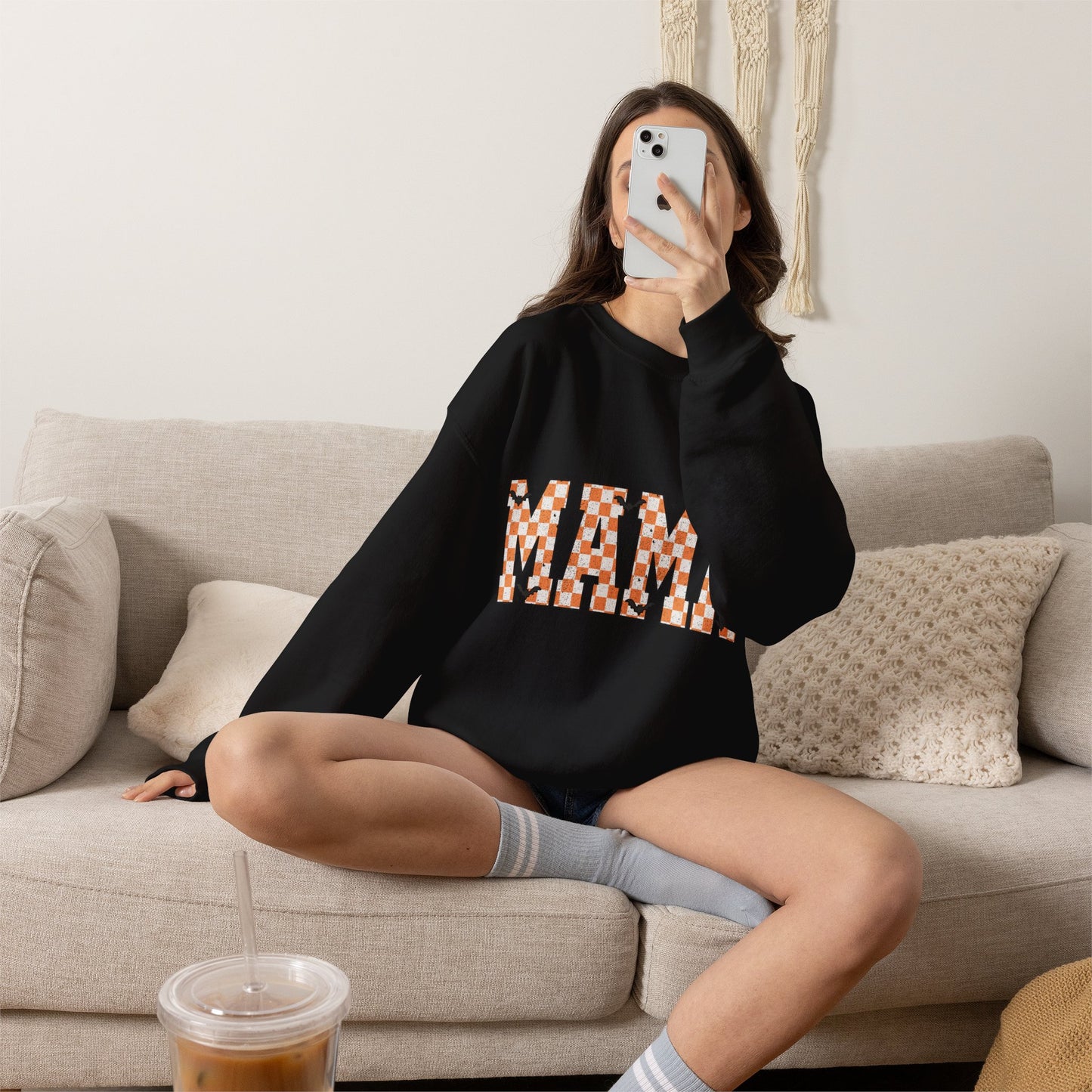 MAMA crew sweatshirt