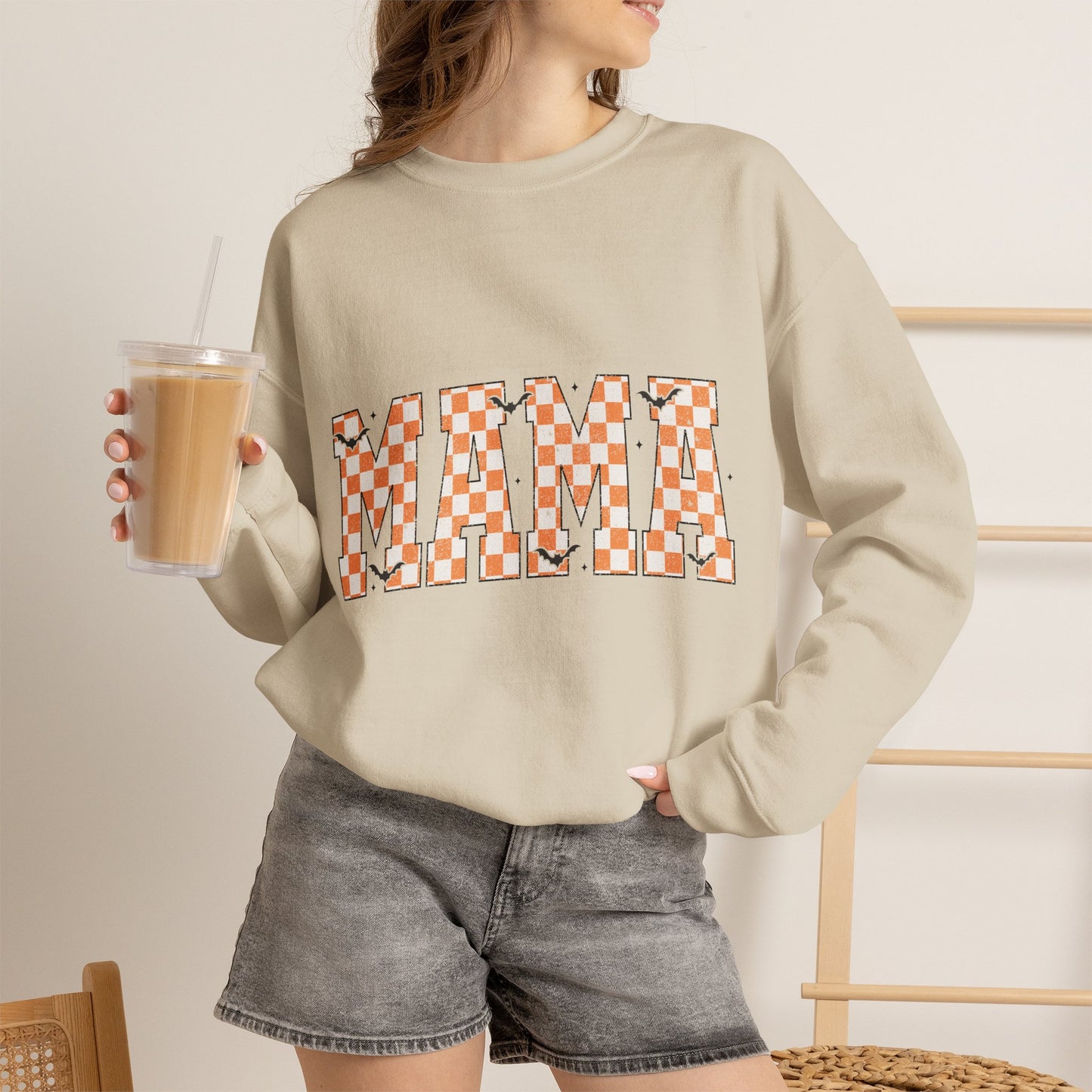 MAMA crew sweatshirt